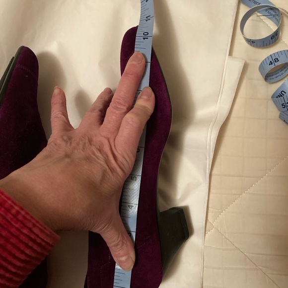 🏆HOST PICK Vintage Charles Jourdan Suede Booties NIB - Picture 12 of 13